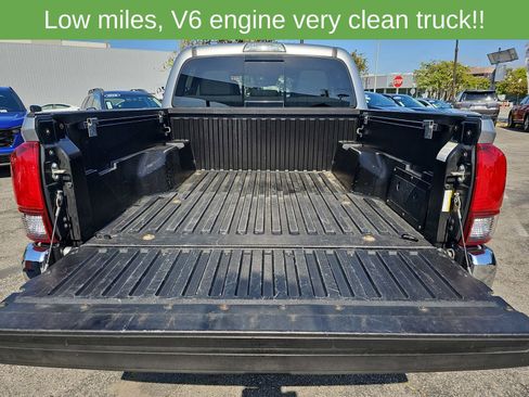 Used 2019 Toyota Tacoma SR5 RWD image 12