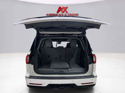 Used 2018 Lincoln Navigator Reserve w/ Technology Package AWD/4WD image 63