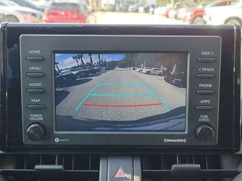 Used 2021 Toyota RAV4 XLE image 31