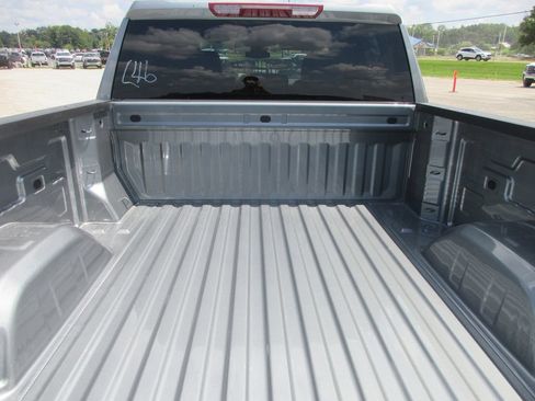 New 2026 GMC Sierra 1500 Pro w/ Pro Value Package AWD/4WD image 9