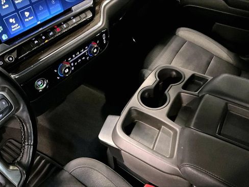 Used 2023 Chevrolet Silverado 1500 LT AWD/4WD image 20