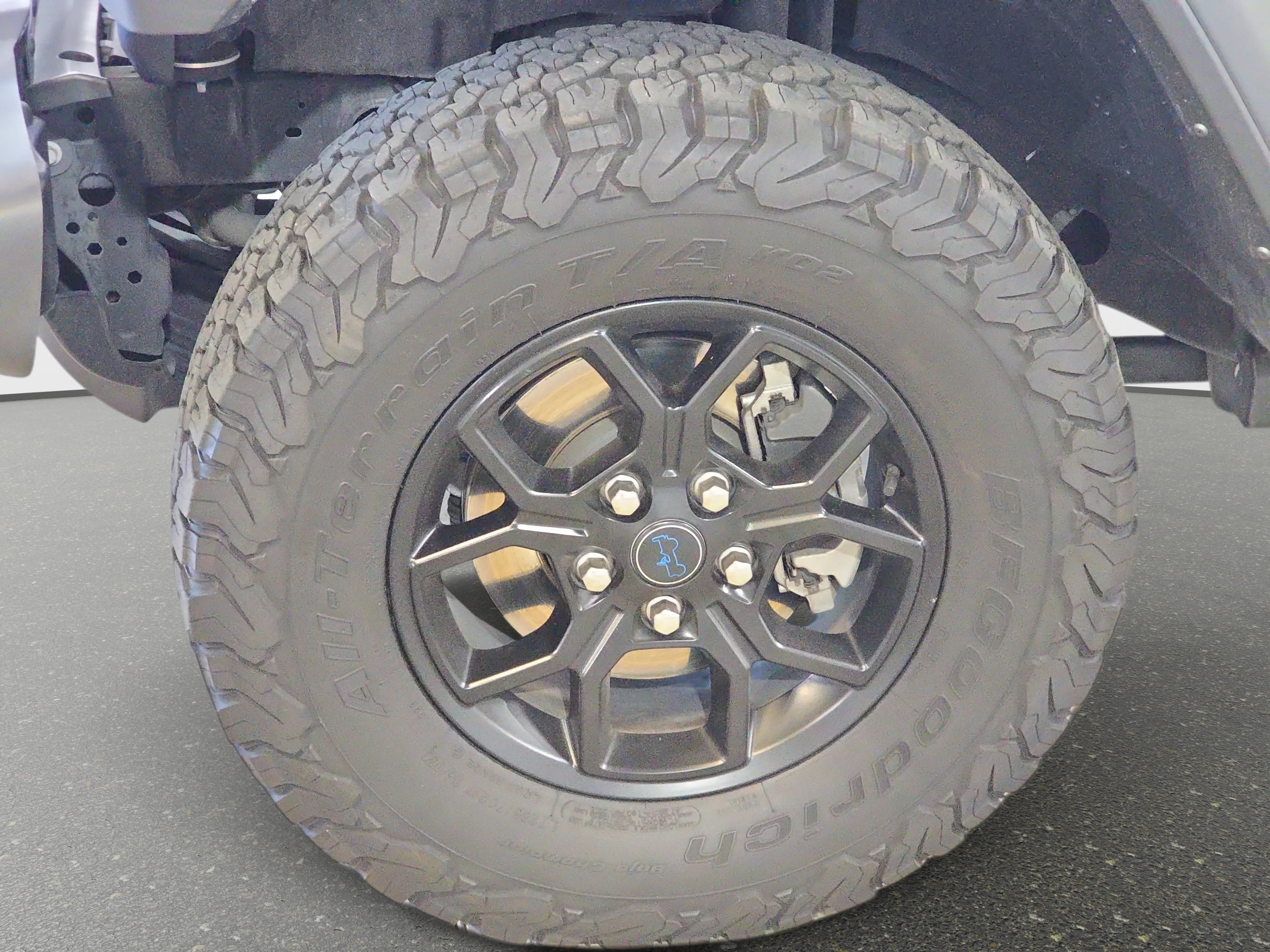 Used 2024 Jeep Wrangler Unlimited AWD/4WD image 30