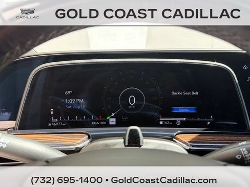 Used 2023 Cadillac Escalade Premium Luxury AWD/4WD image 26