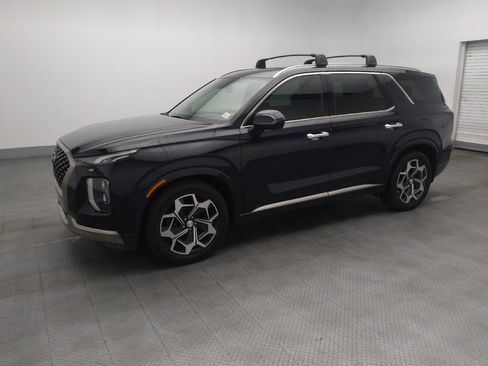 Used 2022 Hyundai Palisade Calligraphy FWD image 2