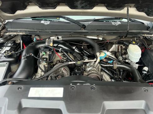 Used 2007 Chevrolet Silverado 3500 LTZ image 32