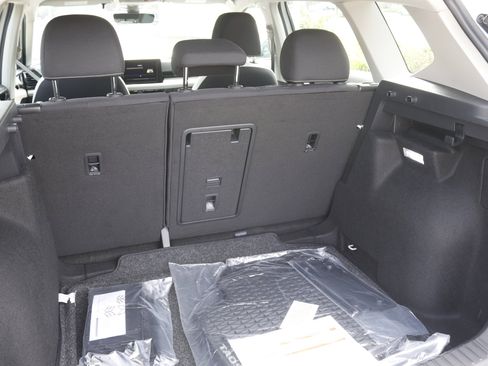 New 2025 Volkswagen Taos S image 3