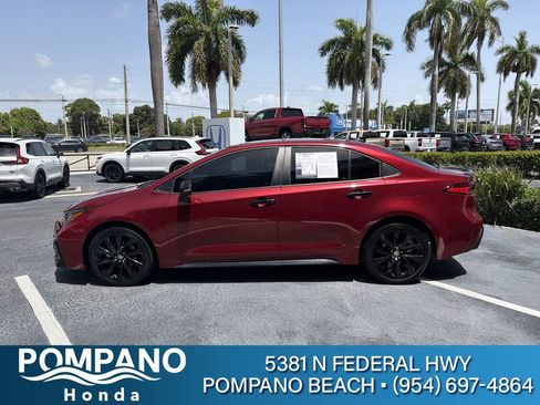 Used 2022 Toyota Corolla SE FWD image 6