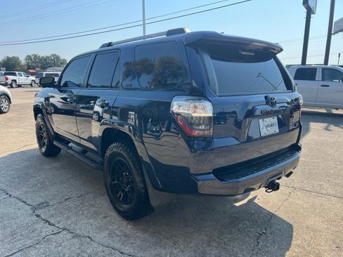 Used 2021 Toyota 4Runner SR5 Premium w/ Moonroof Package image 8