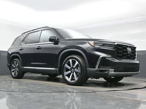 Certified 2025 Honda Pilot Elite image 28