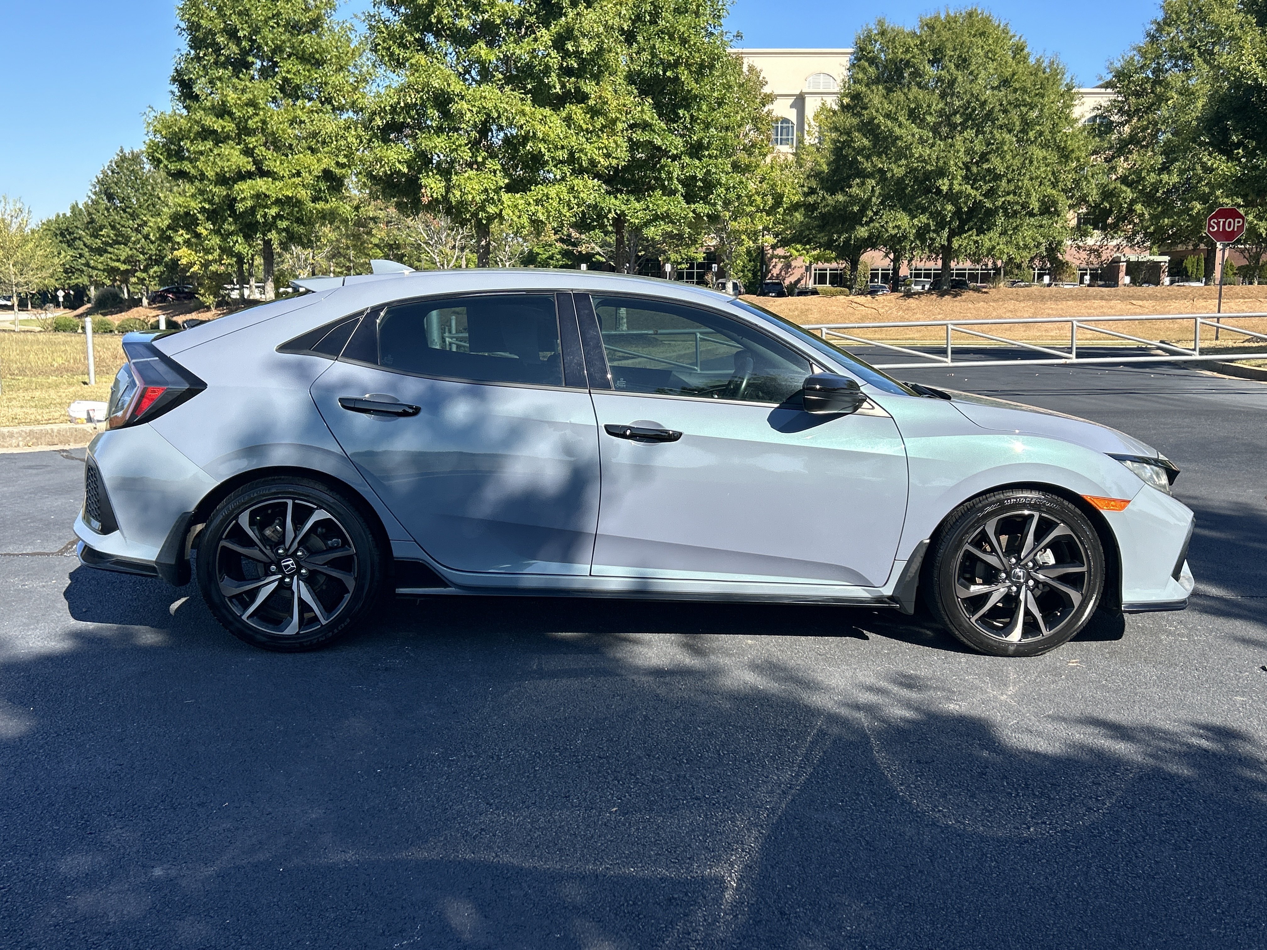 Used 2019 Honda Civic Sport image 10