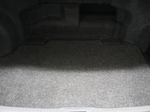 Used 2014 Toyota Camry XLE w/ Leather Package FWD image 27