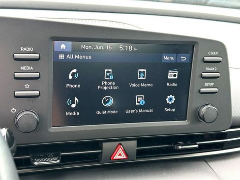 Used 2025 Hyundai Elantra Sport FWD image 17