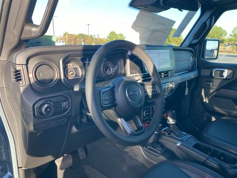 New 2026 Jeep Wrangler Unlimited Rubicon w/ Safety Group image 13