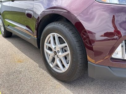 Used 2024 Ford Edge SEL w/ Convenience Package