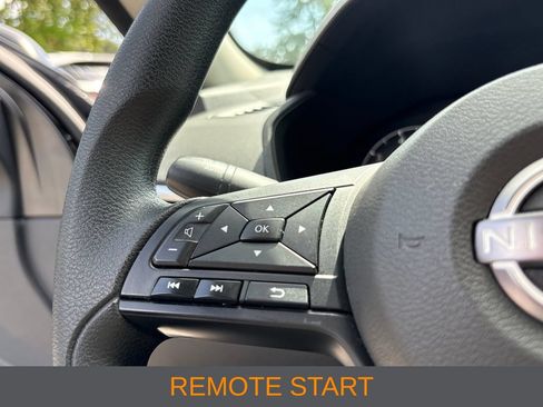 Used 2025 Nissan Altima 2.5 S FWD image 8