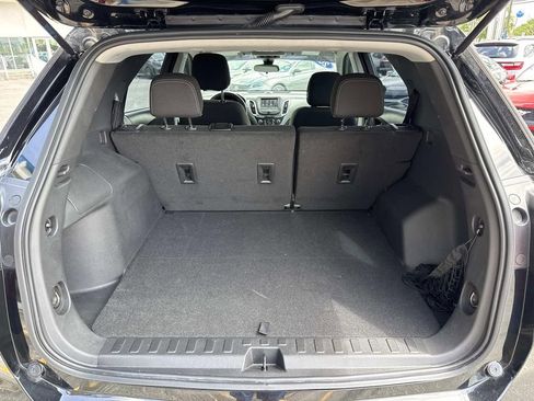 Used 2023 Chevrolet Equinox LS w/ LPO, Floor Liner Package FWD image 9