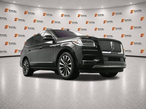 Used 2020 Lincoln Navigator Reserve w/ Luxury Package RWD image 48
