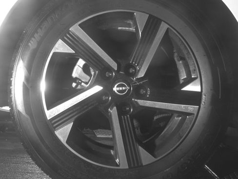 Used 2025 Nissan Sentra SV FWD image 18
