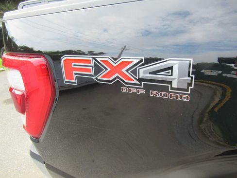 Used 2023 Ford F150 Lariat w/ Trailer Tow Package AWD/4WD image 13