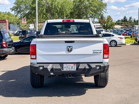 Used 2017 RAM 1500 Express w/ Express Value Package image 3