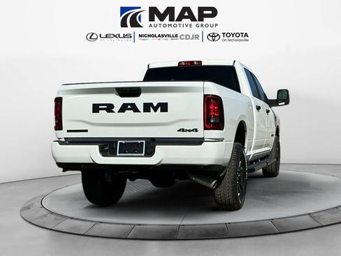 New 2026 RAM 2500 Big Horn AWD/4WD image 5