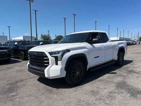 Used 2024 Toyota Tundra SR5 w/ SR5 Premium Package AWD/4WD image 7