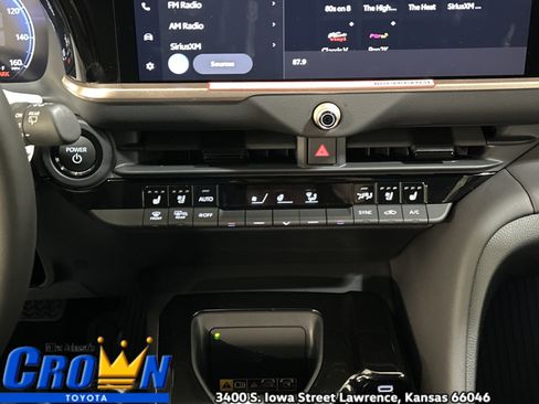 New 2025 Toyota Crown Signia image 33