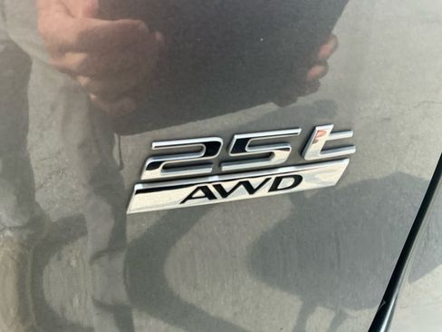 Used 2019 Jaguar F-PACE Premium AWD/4WD image 20