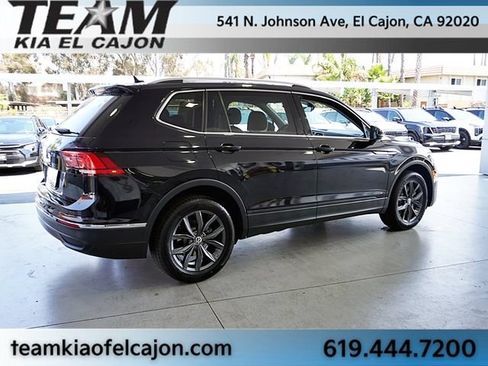 Used 2023 Volkswagen Tiguan SE FWD image 9