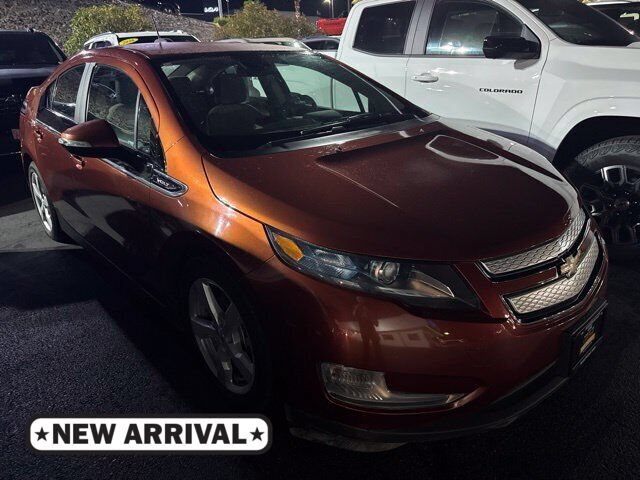 Used 2015 Chevrolet Volt w/ Enhanced Safety Package 1 FWD image 1