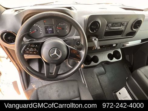 Used 2021 Mercedes-Benz Sprinter 2500 image 12