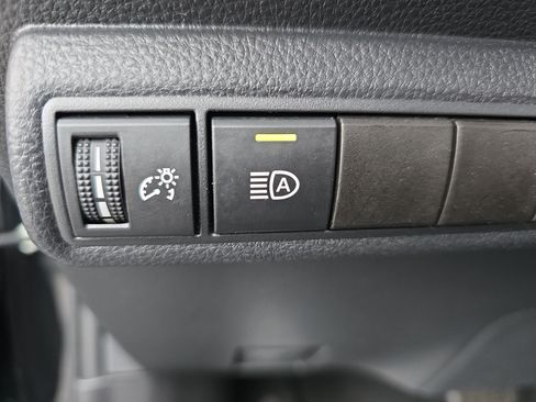 Used 2023 Toyota Corolla SE FWD image 25