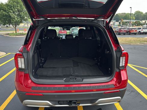 Used 2026 Ford Explorer Platinum AWD/4WD image 27