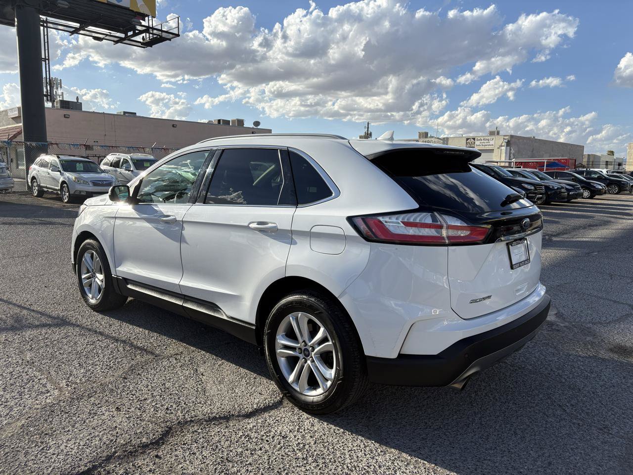 Used 2020 Ford Edge SEL FWD image 4