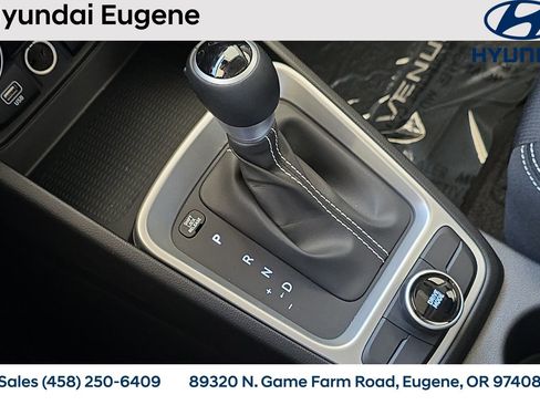 New 2025 Hyundai Venue SEL image 23