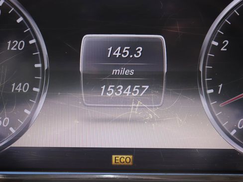 Used 2014 Mercedes-Benz S 550 Sedan image 28