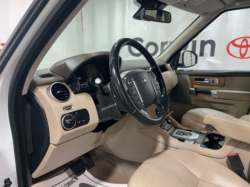 Used 2016 Land Rover LR4 HSE image 22