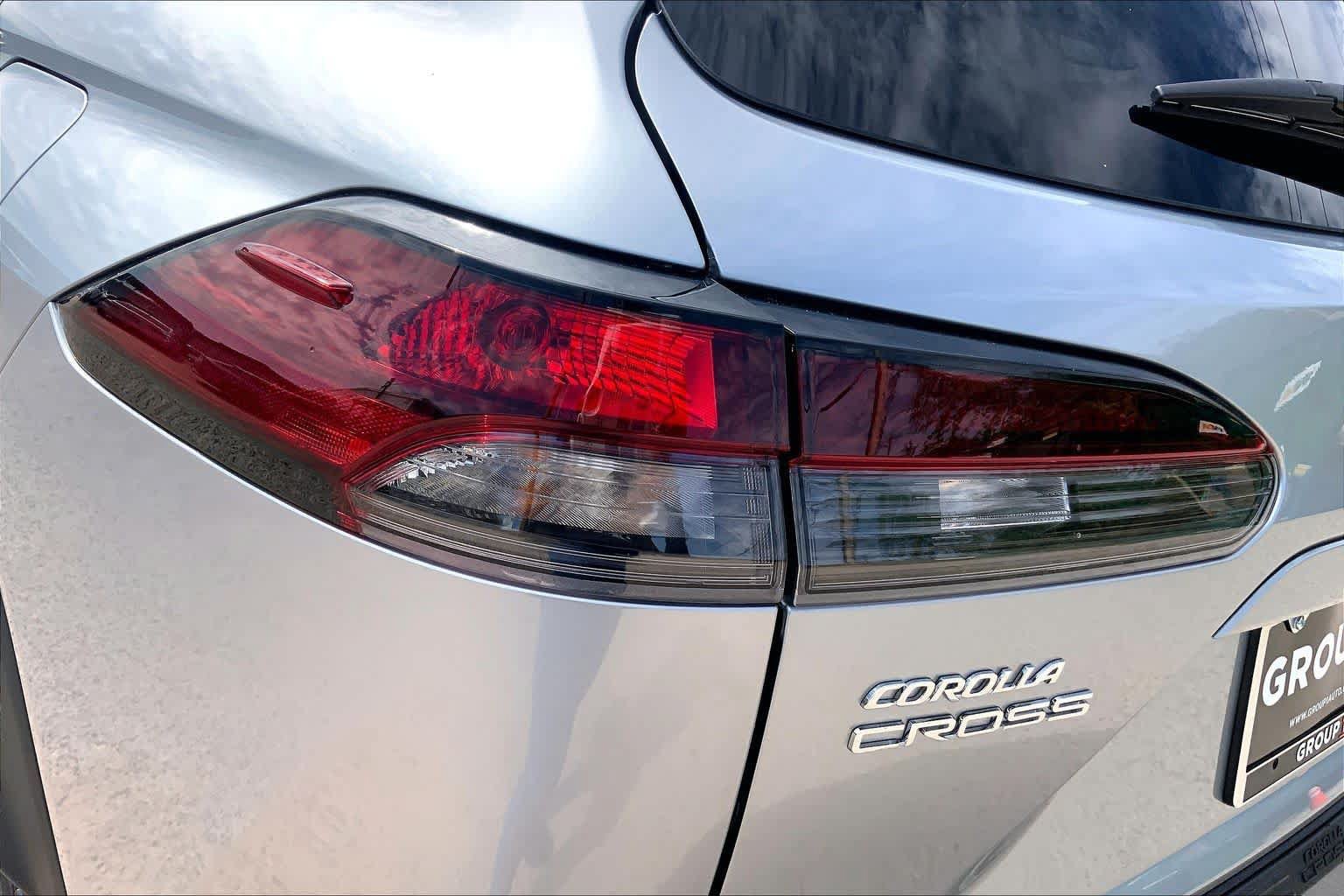 Used 2026 Toyota Corolla Cross LE FWD image 28