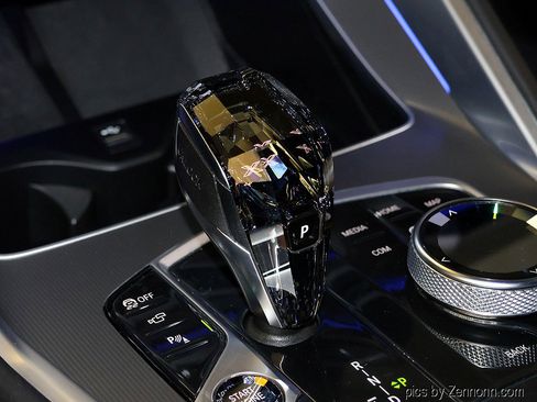 Certified 2022 BMW X6 xDrive40i w/ Executive Package image 28