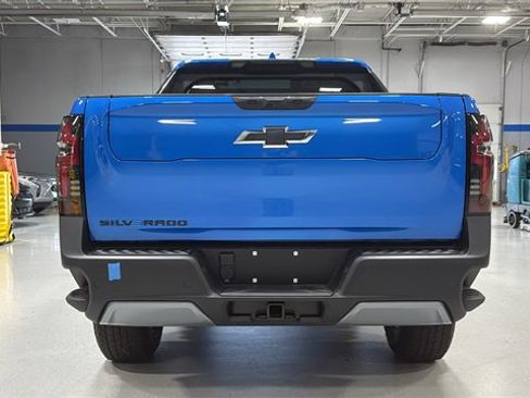 New 2026 Chevrolet Silverado EV Trail Boss image 5