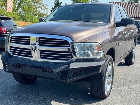 Used 2018 RAM 1500 Lone Star AWD/4WD image 3