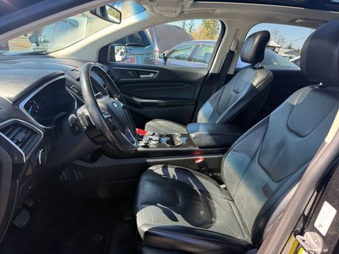 Used 2015 Ford Edge Titanium image 9