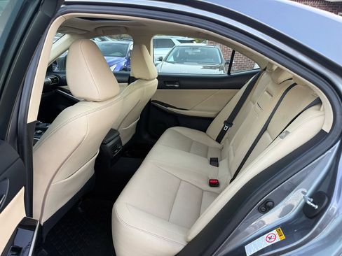 Used 2016 Lexus IS 200t image 23