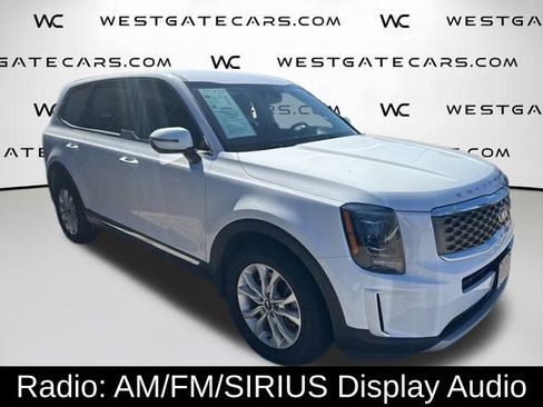 Used 2021 Kia Telluride LX image 3