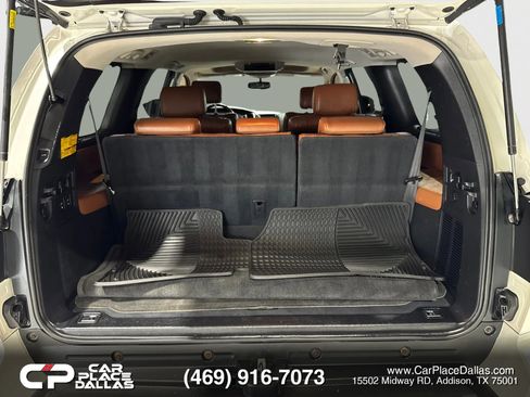 Used 2010 Toyota Sequoia Platinum AWD/4WD image 19