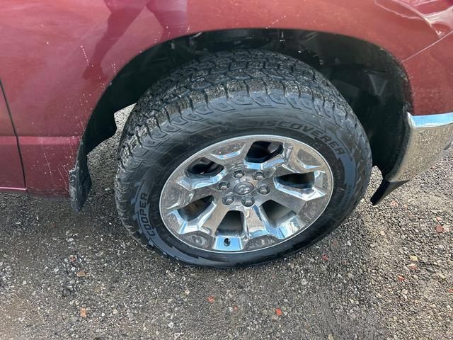 Used 2022 RAM 1500 Big Horn AWD/4WD image 33