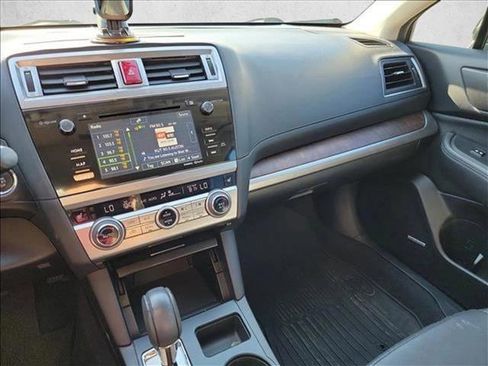 Used 2016 Subaru Outback 2.5i Limited image 20