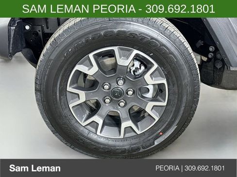 New 2026 Jeep Gladiator Sahara image 28