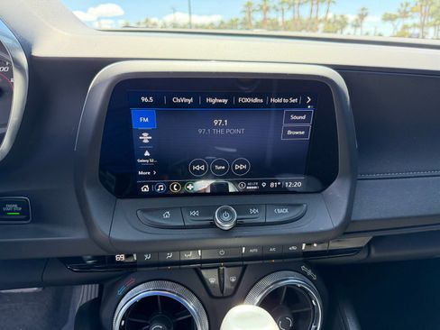 Used 2022 Chevrolet Camaro LT w/ Technology Package RWD image 10