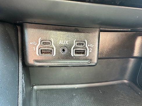 Used 2024 Dodge Durango GT AWD/4WD image 25